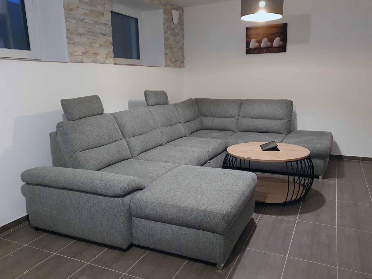 Ferienwohnung Schertel - Dorsbrunn 플라인펠트 외부 사진