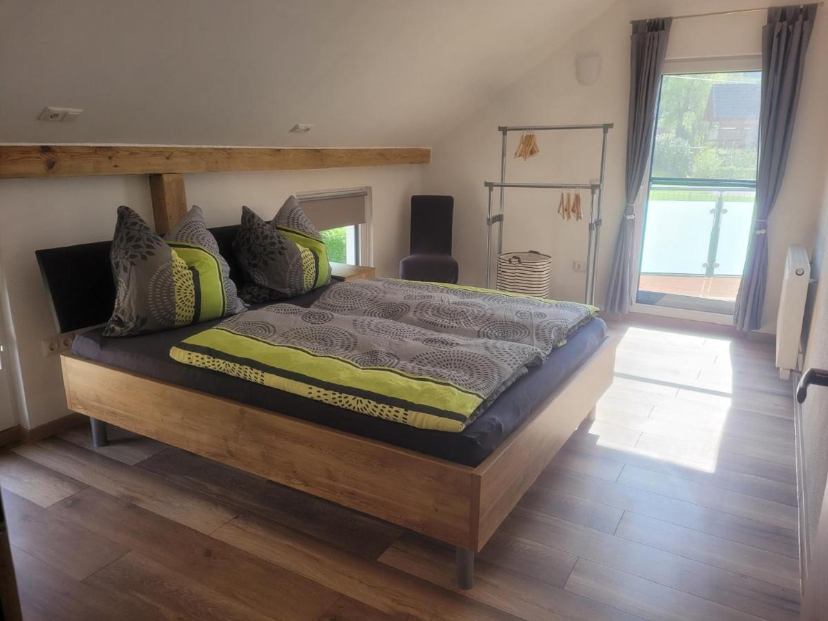 Ferienwohnung Schertel - Dorsbrunn 플라인펠트 외부 사진